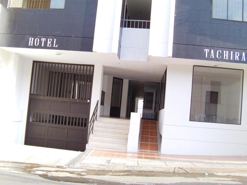 Hotel Tachiras Bucaramanga Zewnętrze zdjęcie